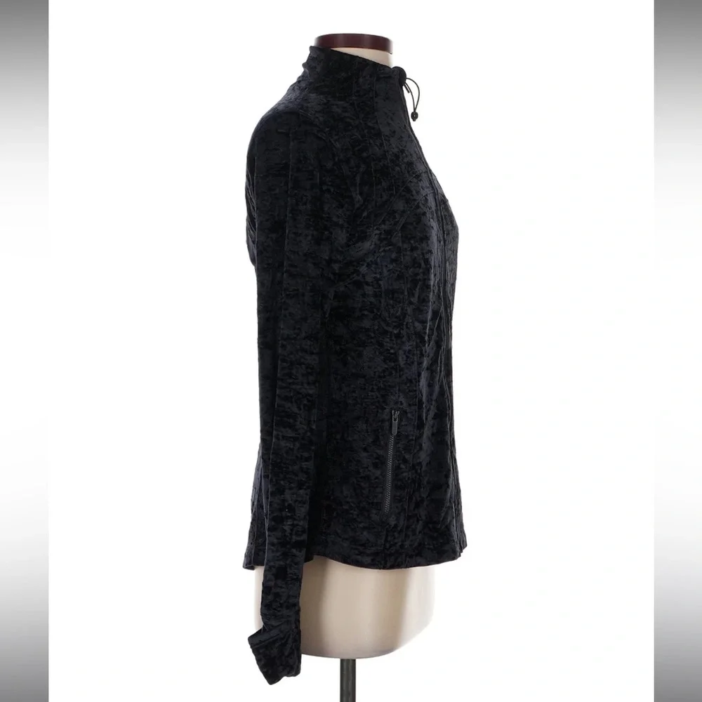Rare Lululemon Define Black Crushed Velvet Jacket Size 10 - Picture 3 of 7